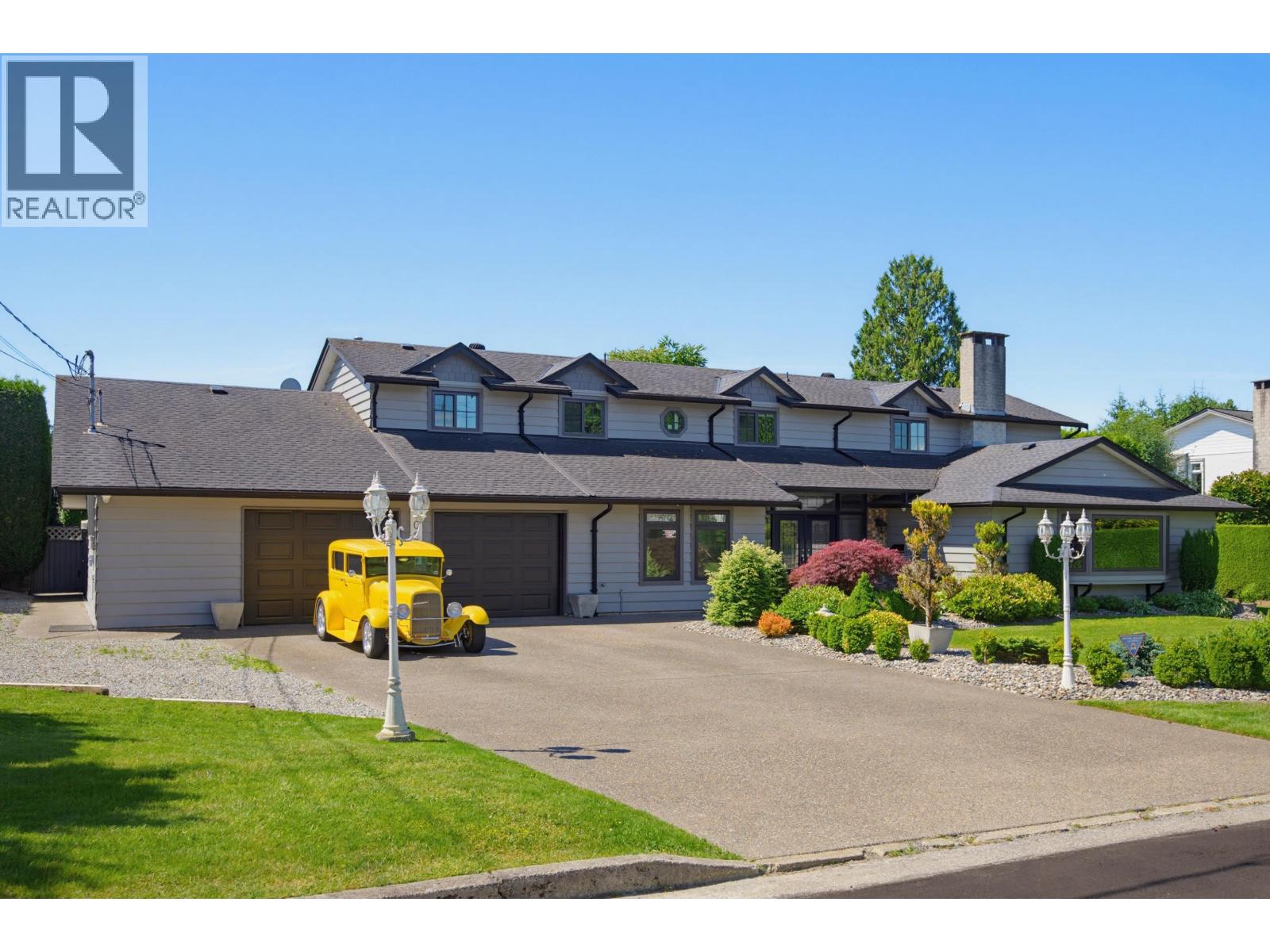 20214 Patterson Avenue, Maple Ridge, British Columbia  V2X 2P4 - Photo 2 - R3135984