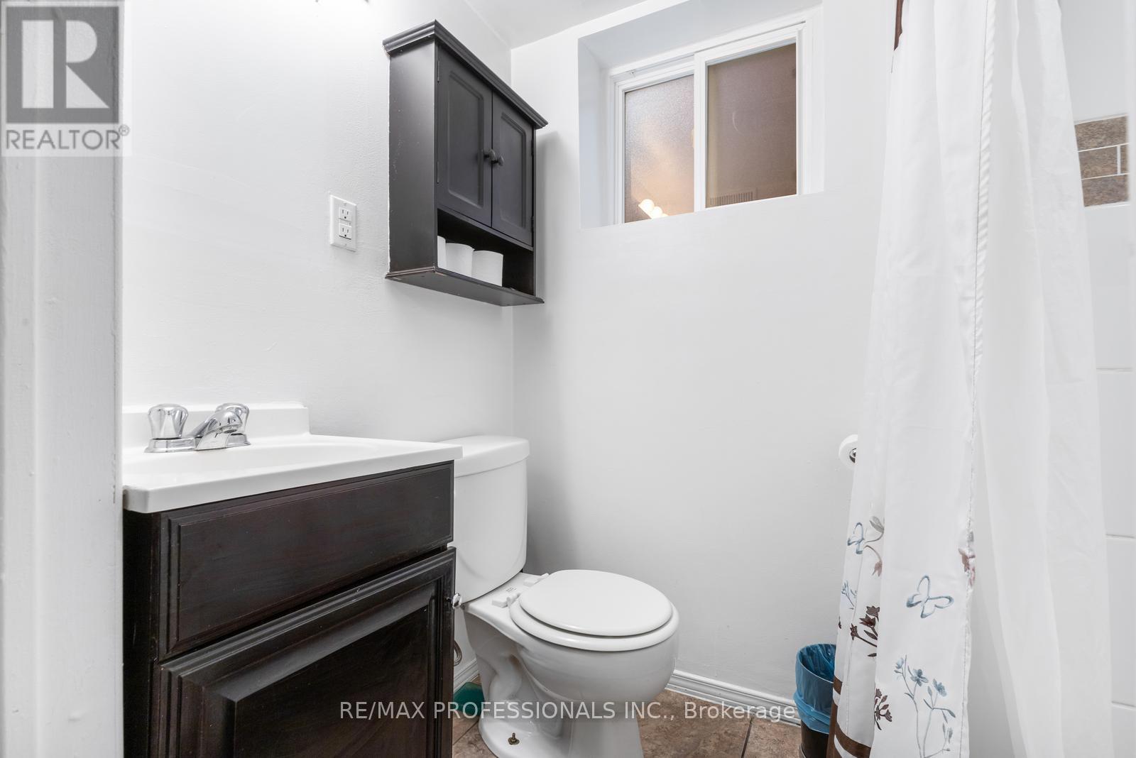 102 Symons Street, Toronto, Ontario  M8V 1V2 - Photo 20 - W13448048