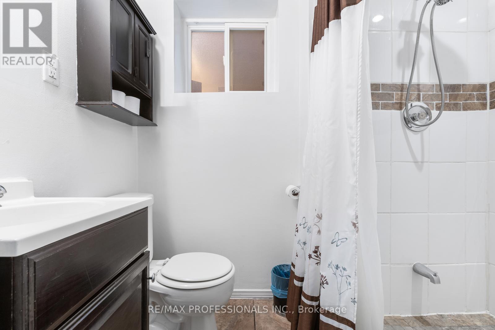 102 Symons Street, Toronto, Ontario  M8V 1V2 - Photo 21 - W13448048