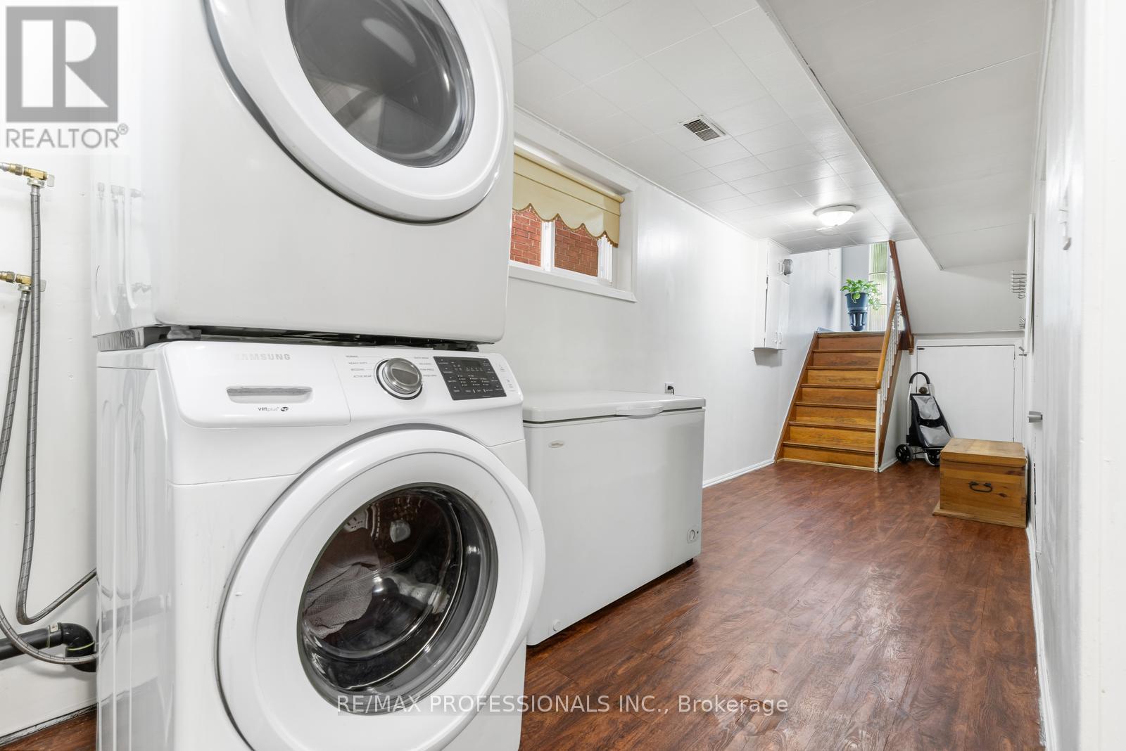 102 Symons Street, Toronto, Ontario  M8V 1V2 - Photo 25 - W13448048