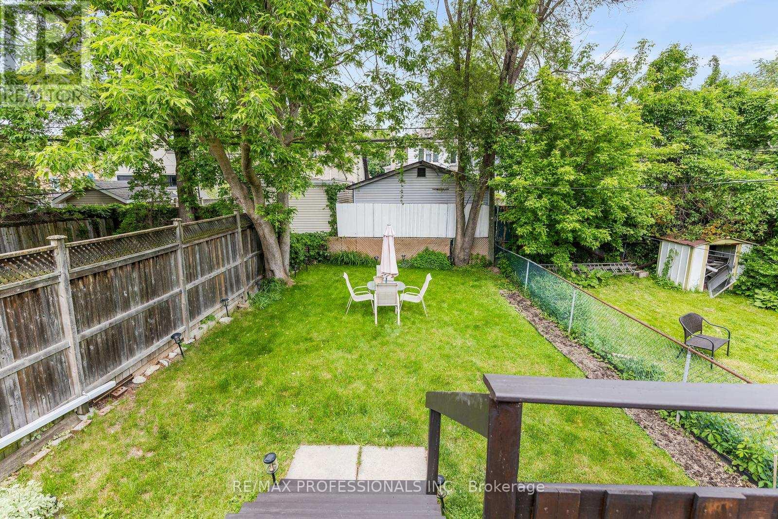 102 Symons Street, Toronto, Ontario  M8V 1V2 - Photo 28 - W13448048