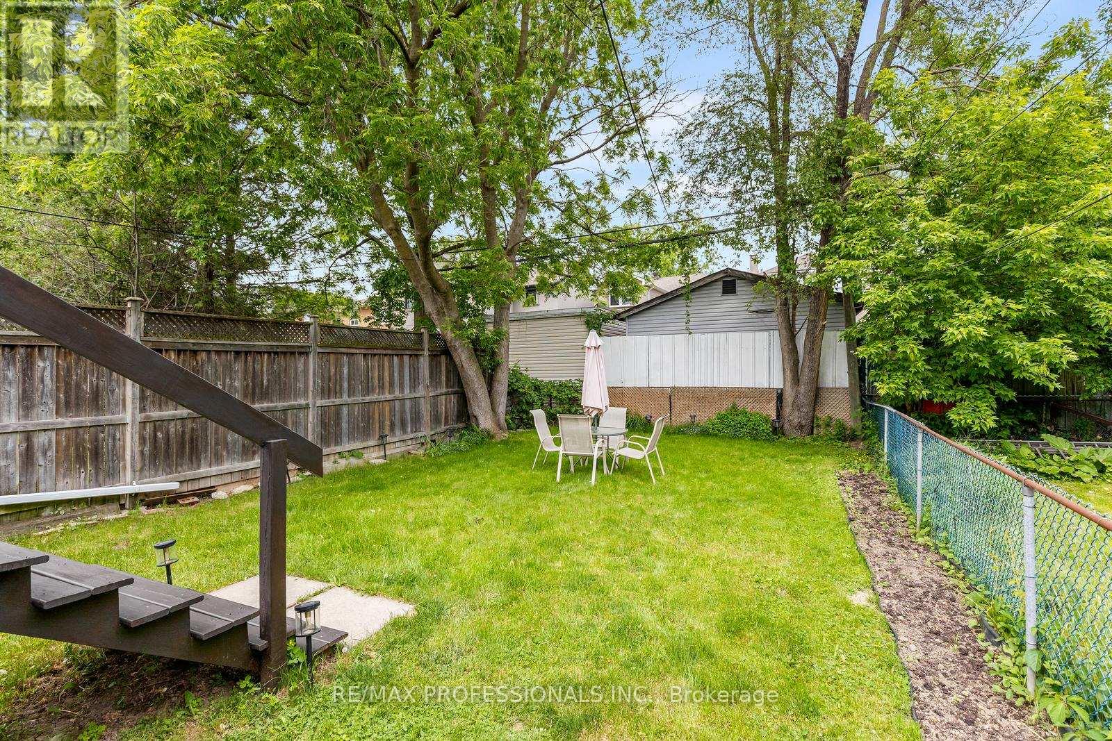 102 Symons Street, Toronto, Ontario  M8V 1V2 - Photo 31 - W13448048