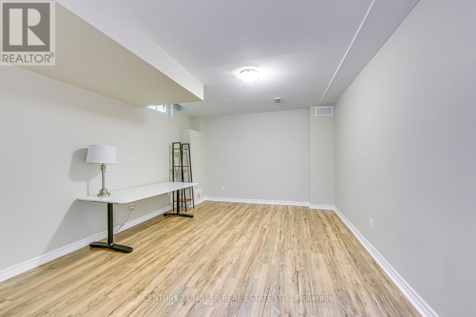 #lower - 1351 Fieldcrest Lane, Oakville, Ontario  L6M 2W8 - Photo 17 - W13448056