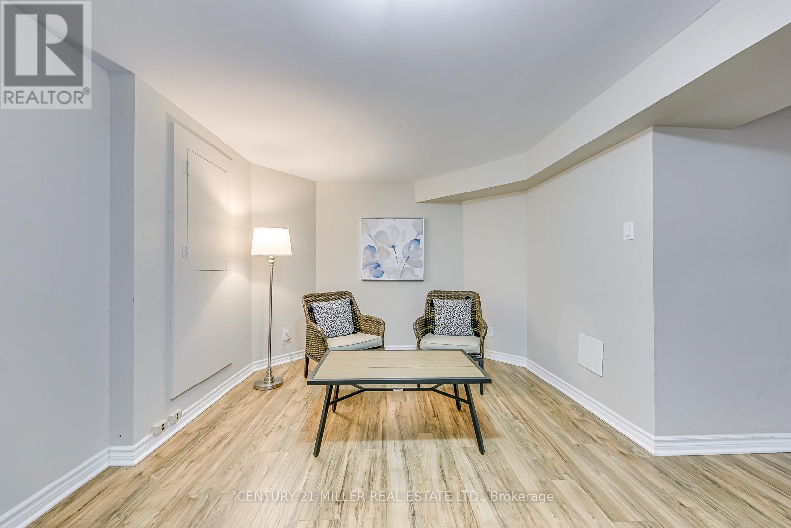 #lower - 1351 Fieldcrest Lane, Oakville, Ontario  L6M 2W8 - Photo 8 - W13448056