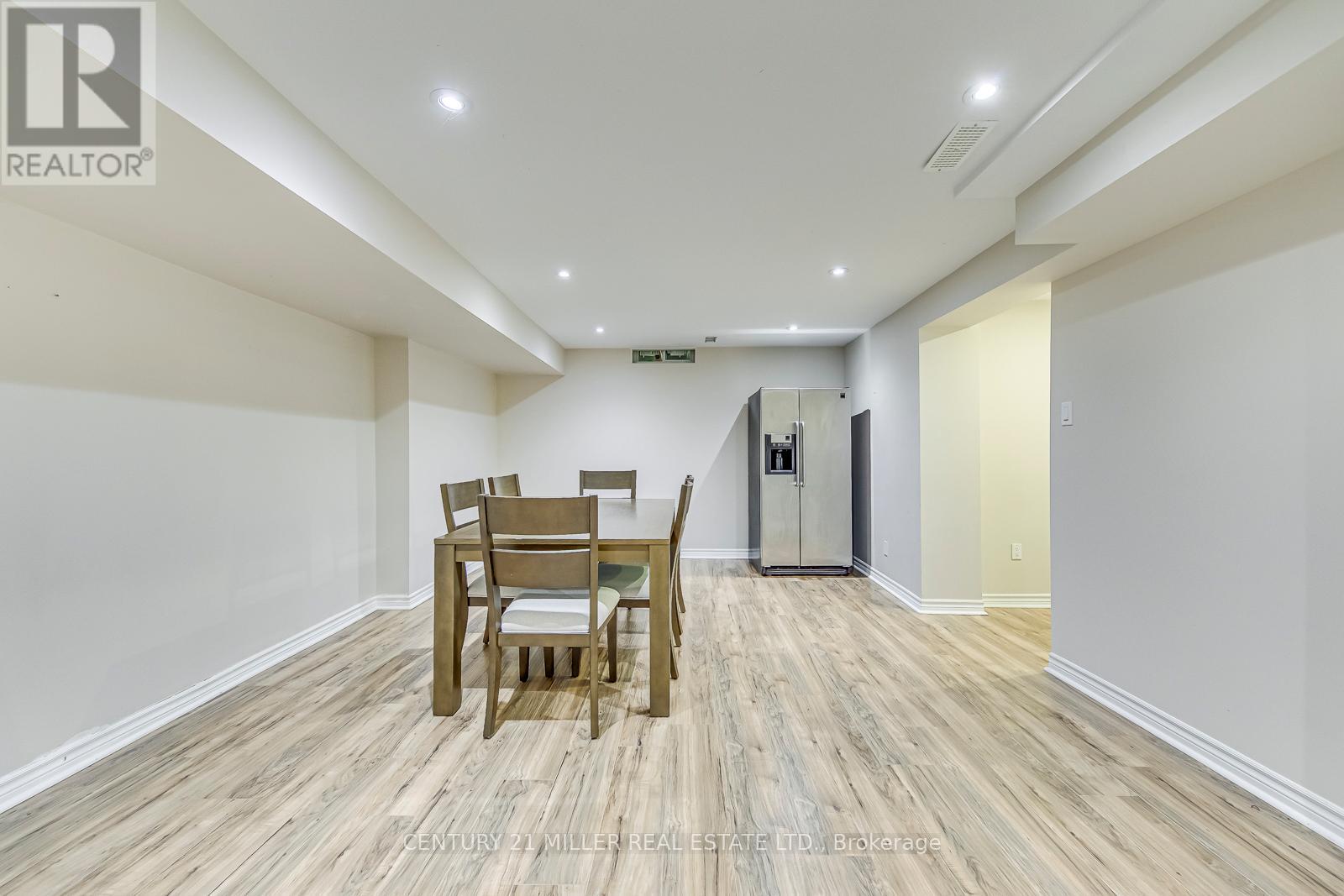 #lower - 1351 Fieldcrest Lane, Oakville, Ontario  L6M 2W8 - Photo 9 - W13448056