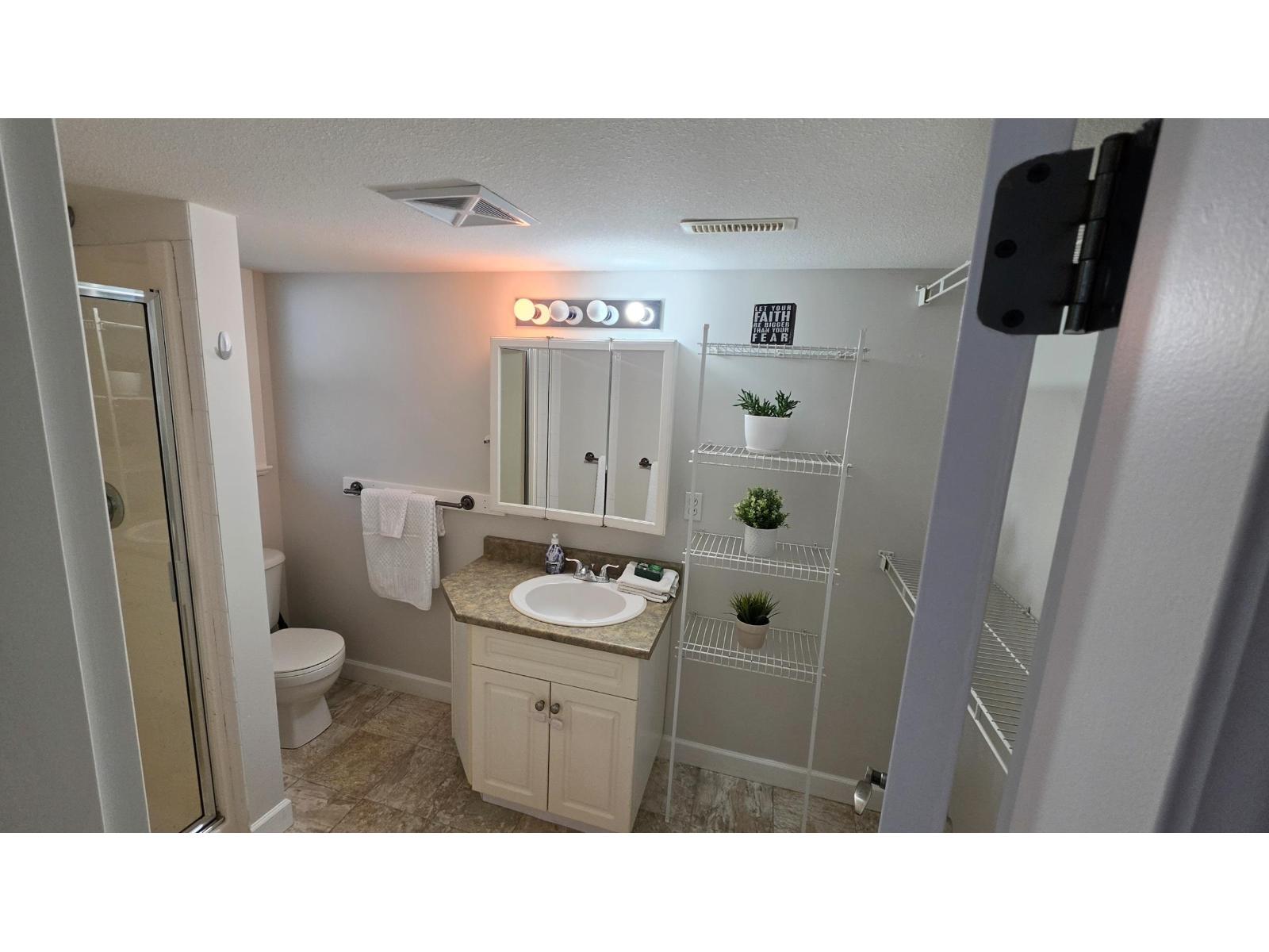 32777 Chilcotin Drive, Abbotsford, British Columbia  V2T 5W4 - Photo 24 - R3136115