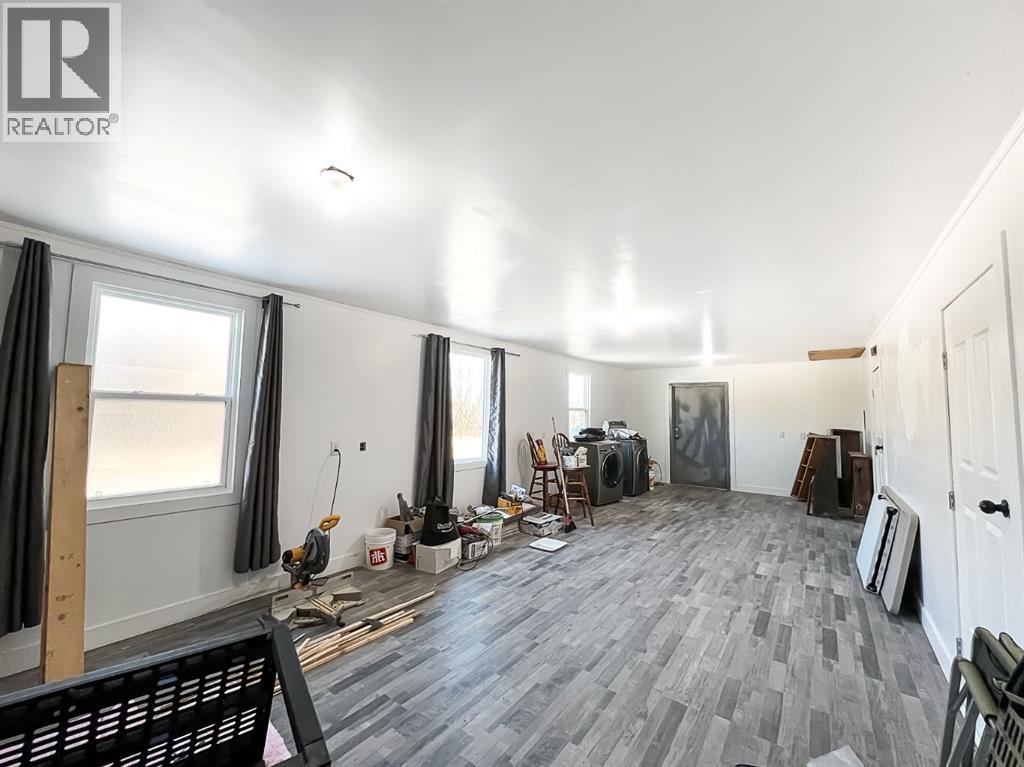 8 Railway Avenue NE, Falher, Alberta  T0H 1M0 - Photo 17 - A2272159