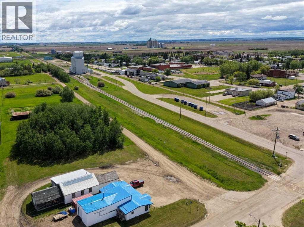 8 Railway Avenue NE, Falher, Alberta  T0H 1M0 - Photo 22 - A2272159