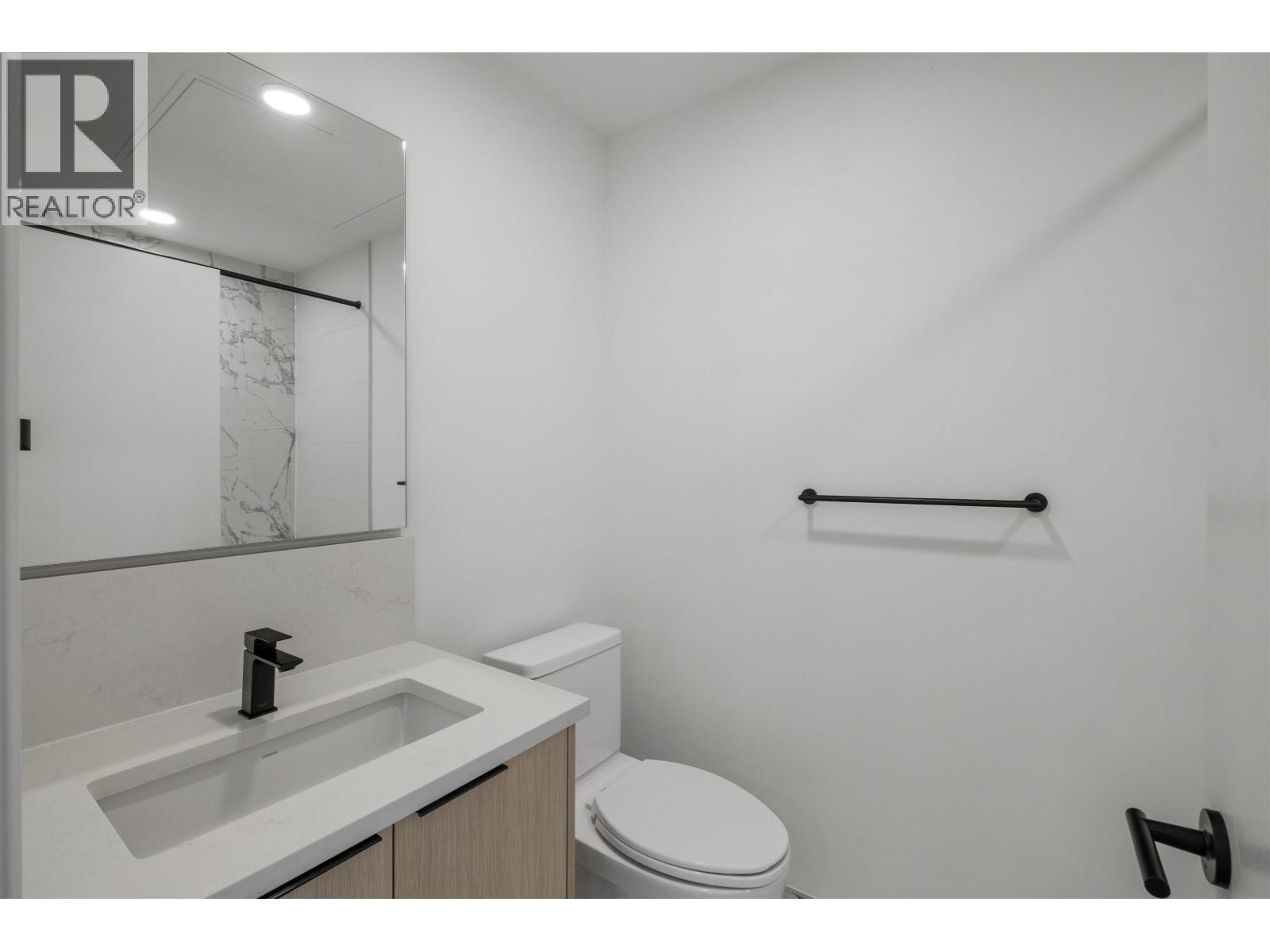 553 422 E 3rd Street, North Vancouver, British Columbia  V7L 1G2 - Photo 11 - R3131271
