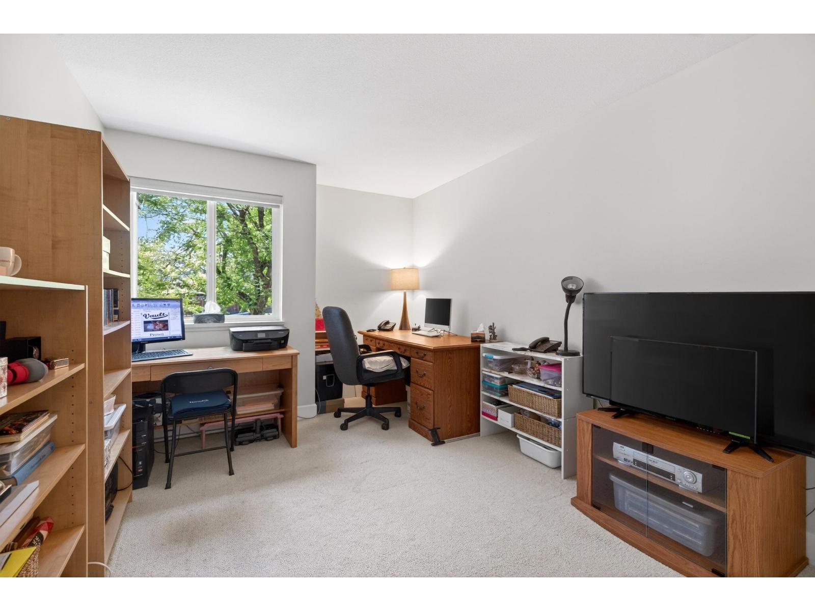 202 15717 Marine Drive, White Rock, British Columbia  V4B 1E4 - Photo 24 - R3135692