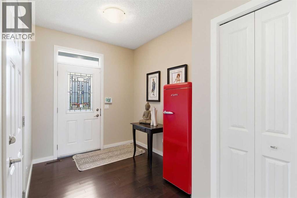 414 River Heights Crescent, Cochrane, Alberta  T4C 0T9 - Photo 6 - A2319026