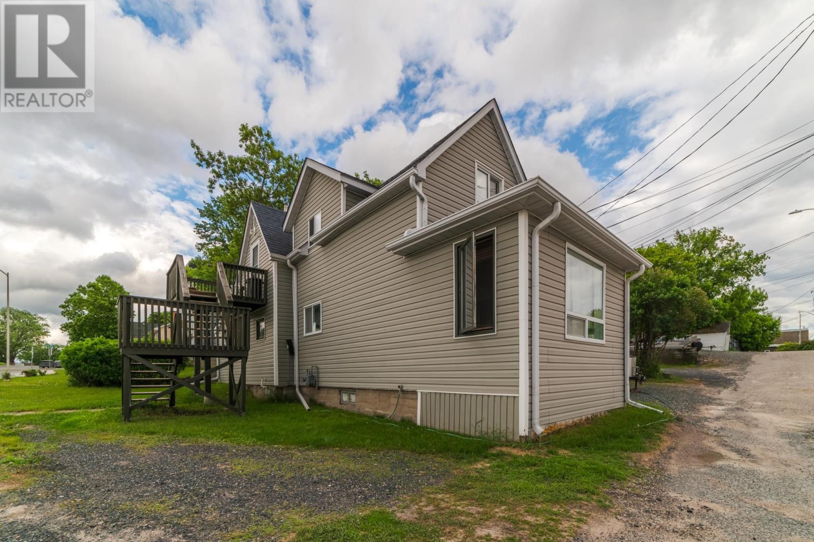 415 First Street South, Kenora, Ontario  P9N 1C7 - Photo 2 - TB2601516