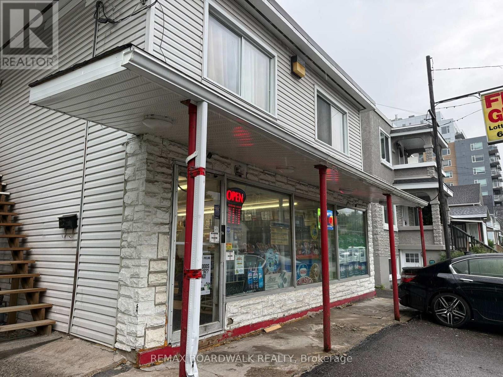 40 Jolliet Avenue, Ottawa, Ontario K1L 5H5 - Photo 2 - X13448184