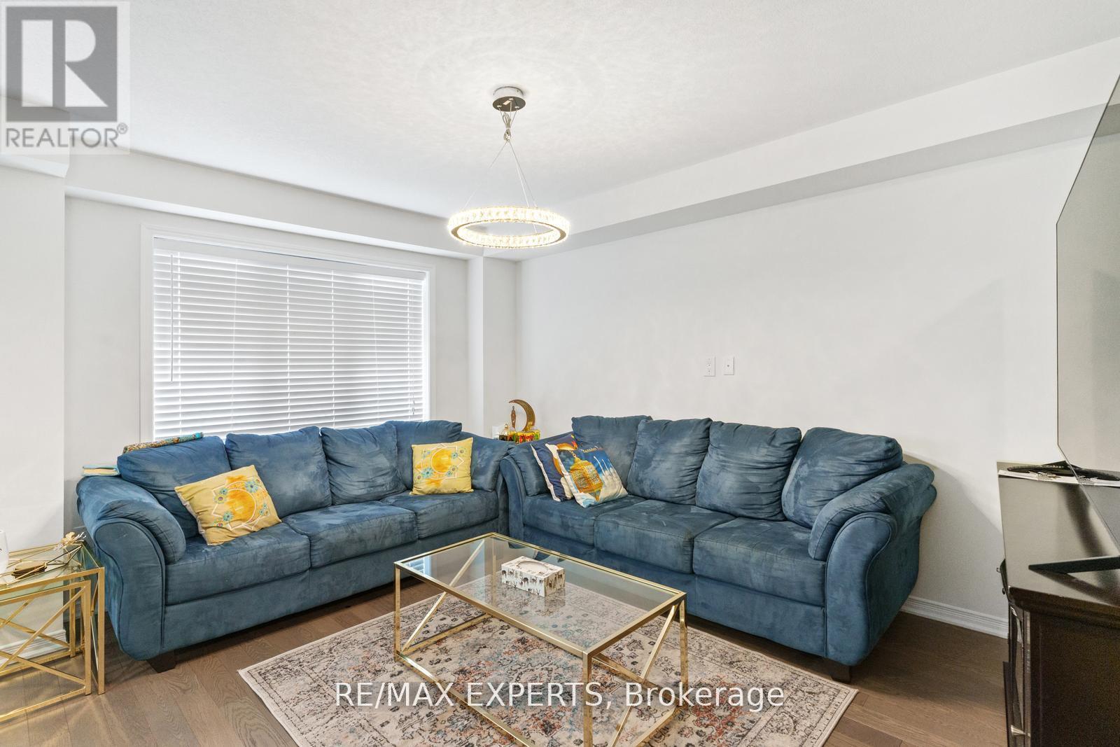 405 Pumpkin Pass, Hamilton, Ontario  L0R 1C0 - Photo 4 - X13245452