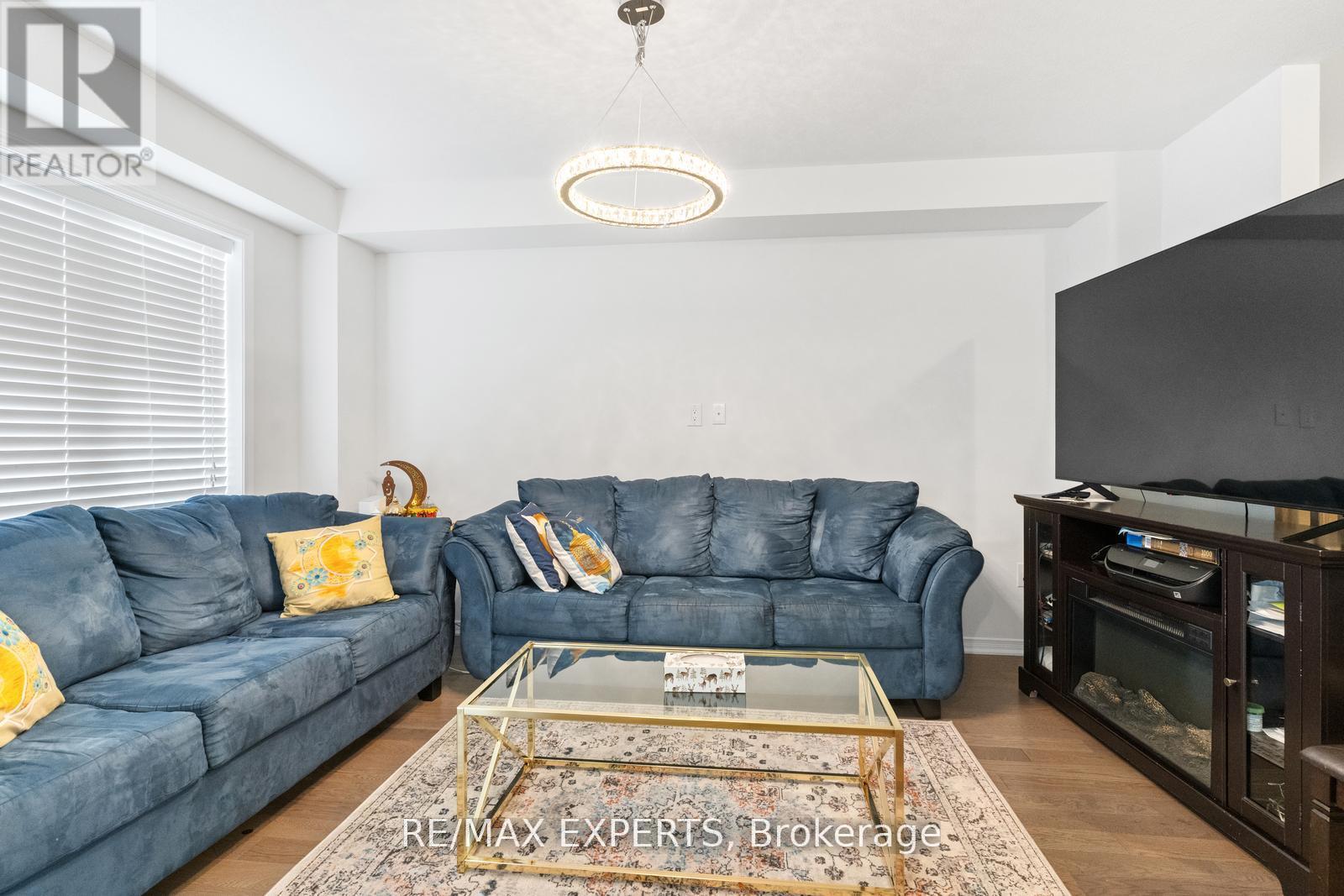405 Pumpkin Pass, Hamilton, Ontario  L0R 1C0 - Photo 5 - X13245452