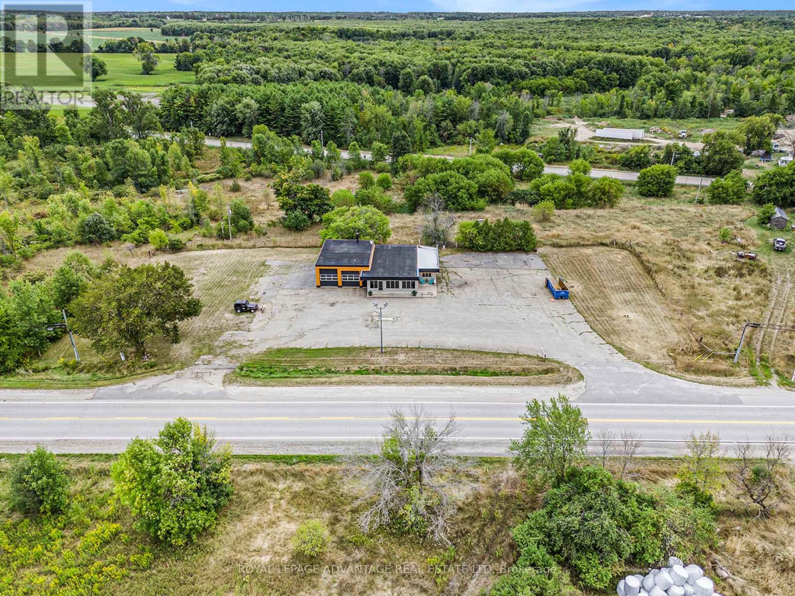 3719 Highway 15 Highway N, Rideau Lakes, Ontario  K0G 1E0 - Photo 24 - X12368263