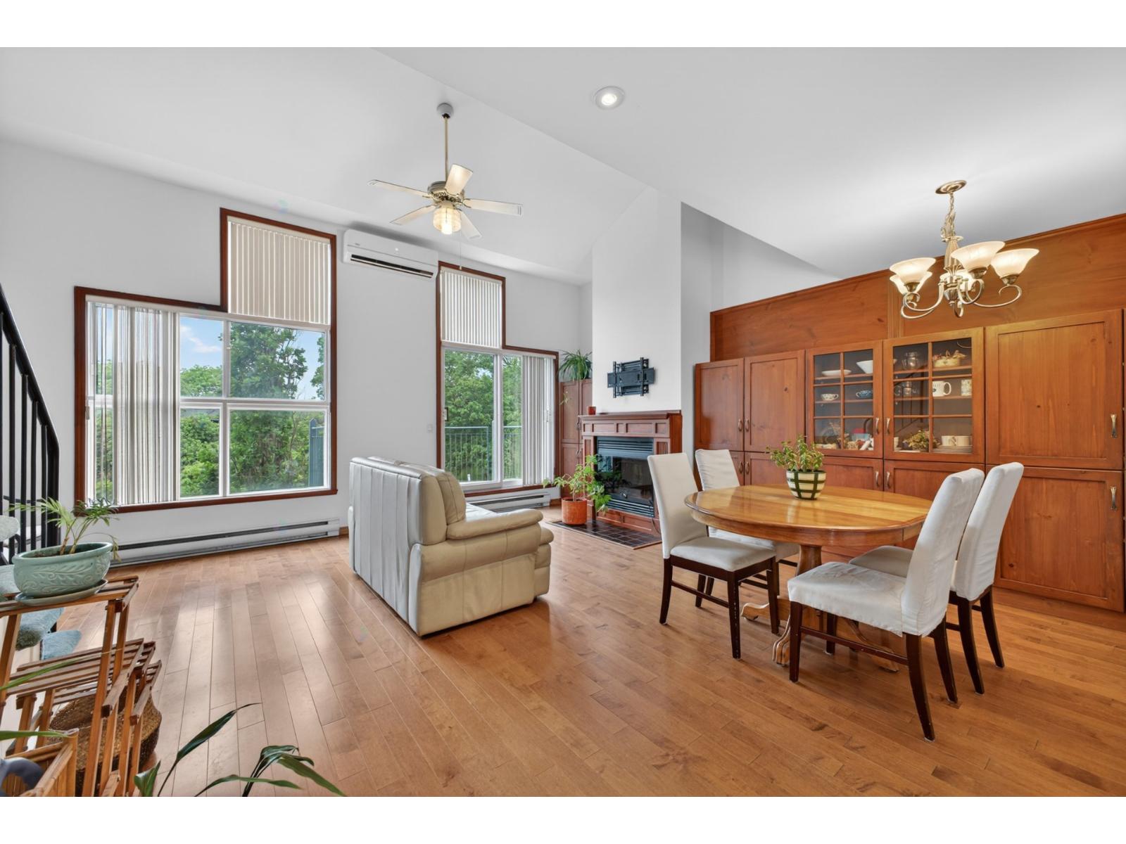 3385 Rue J.-A.-Descarries Montréal (Lachine) Quebec Canada H8T3N1 4