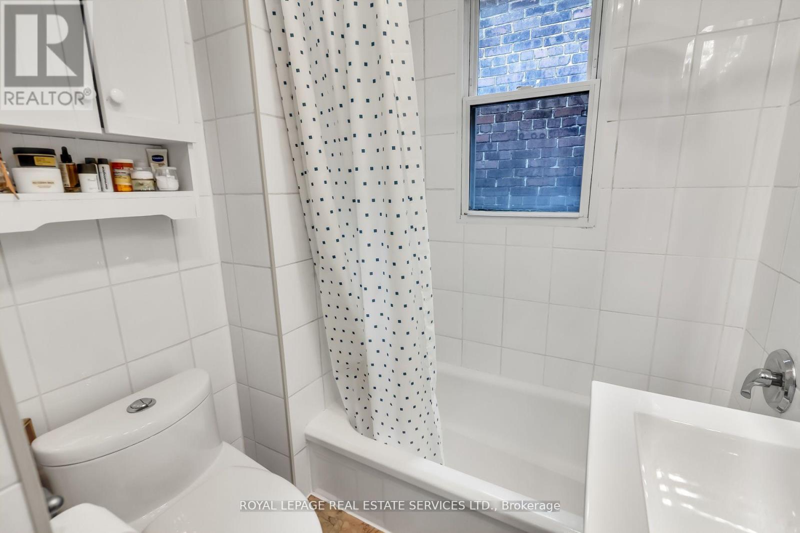 2nd Flr - 42 Gormley Avenue, Toronto, Ontario M4V 1Y8 - Photo 28 - C13448110
