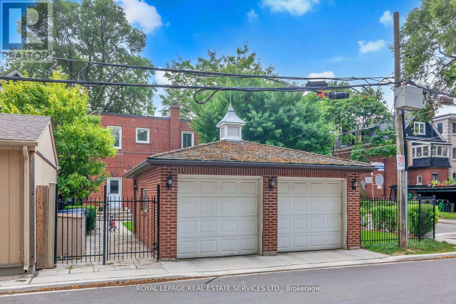 2nd Flr - 42 Gormley Avenue, Toronto, Ontario M4V 1Y8 - Photo 40 - C13448110