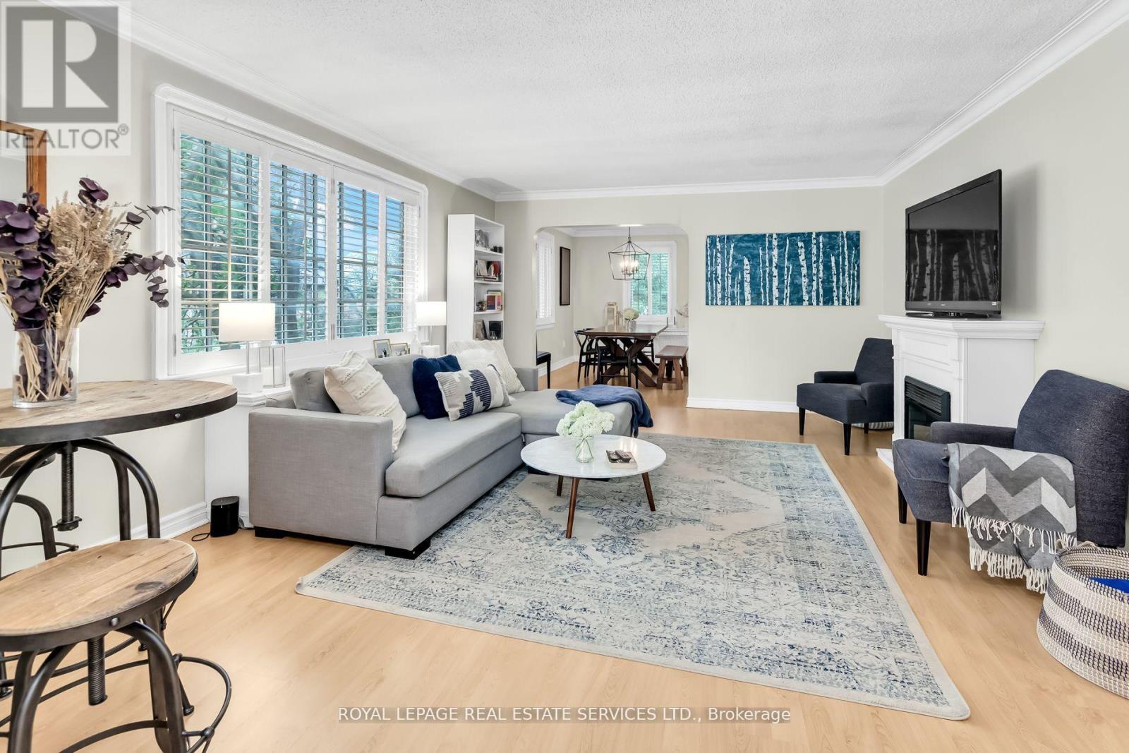 2nd Flr - 42 Gormley Avenue, Toronto, Ontario M4V 1Y8 - Photo 8 - C13448110