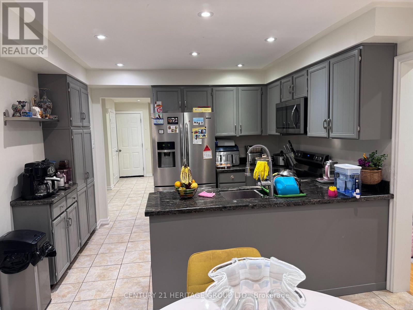 45 Stiver Drive, Newmarket, Ontario  L3Y 7V8 - Photo 6 - N13448206