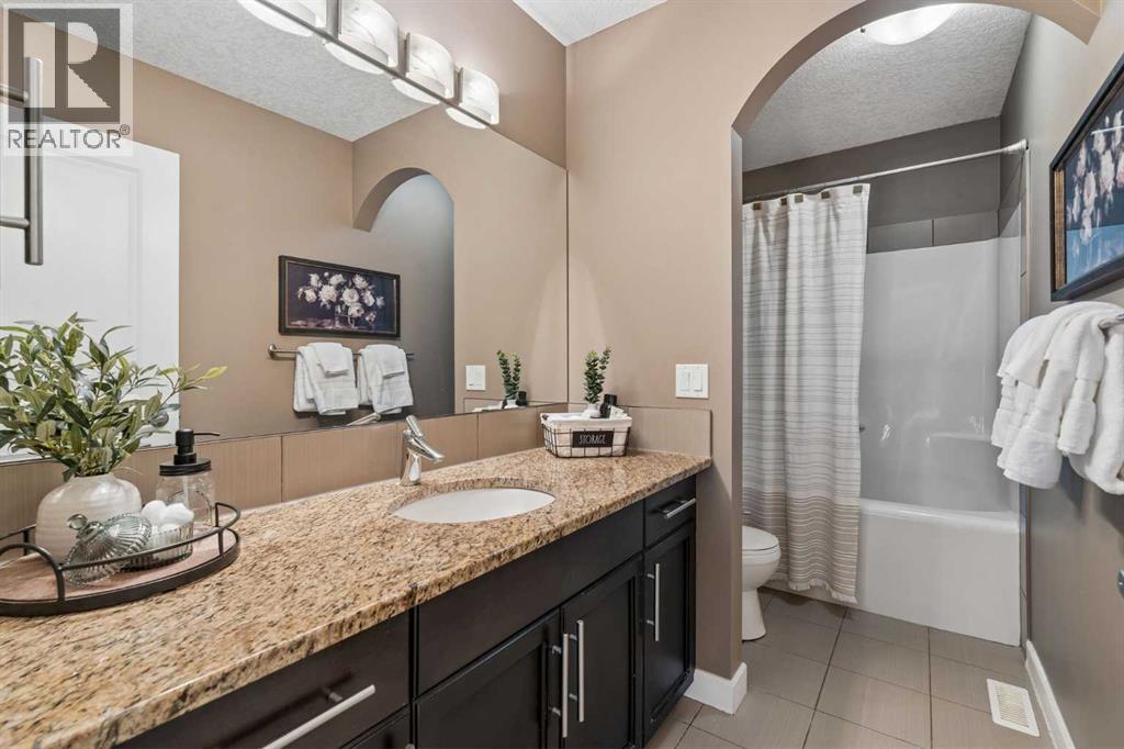 92 Panatella Crescent NW, Calgary, Alberta  T3K 0H4 - Photo 32 - A2317096