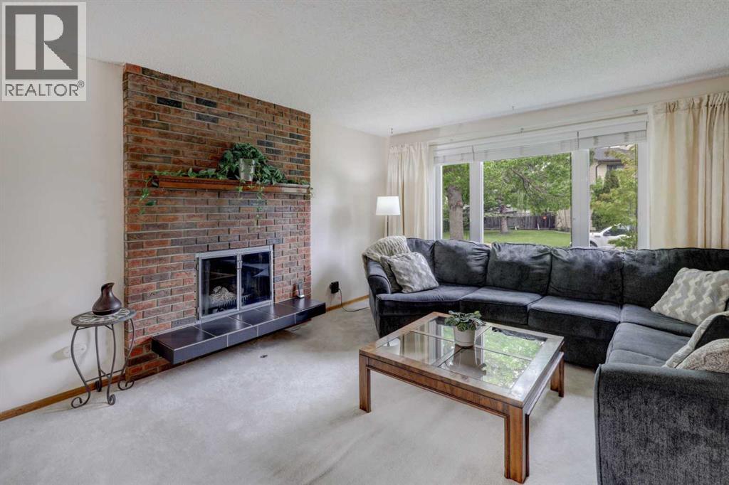 3444 Temple Way Ne, Calgary, Alberta  T1Y 3B7 - Photo 2 - A2317581