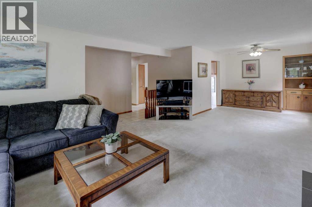 3444 Temple Way Ne, Calgary, Alberta  T1Y 3B7 - Photo 4 - A2317581