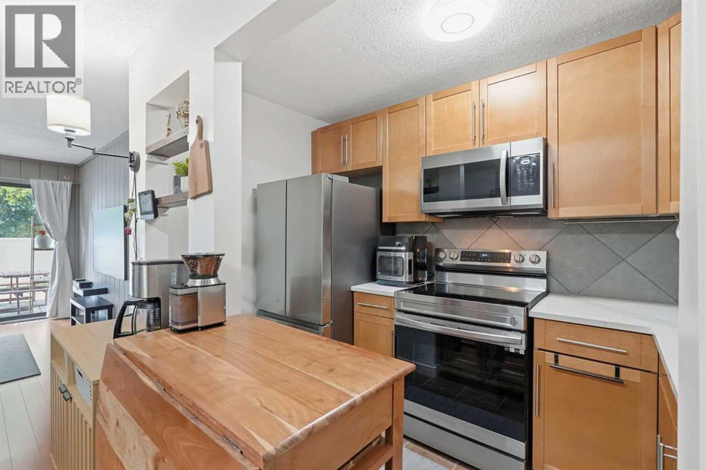 411, 3500 Varsity Drive Nw, Calgary, Alberta  T2L 1Y3 - Photo 5 - A2318302