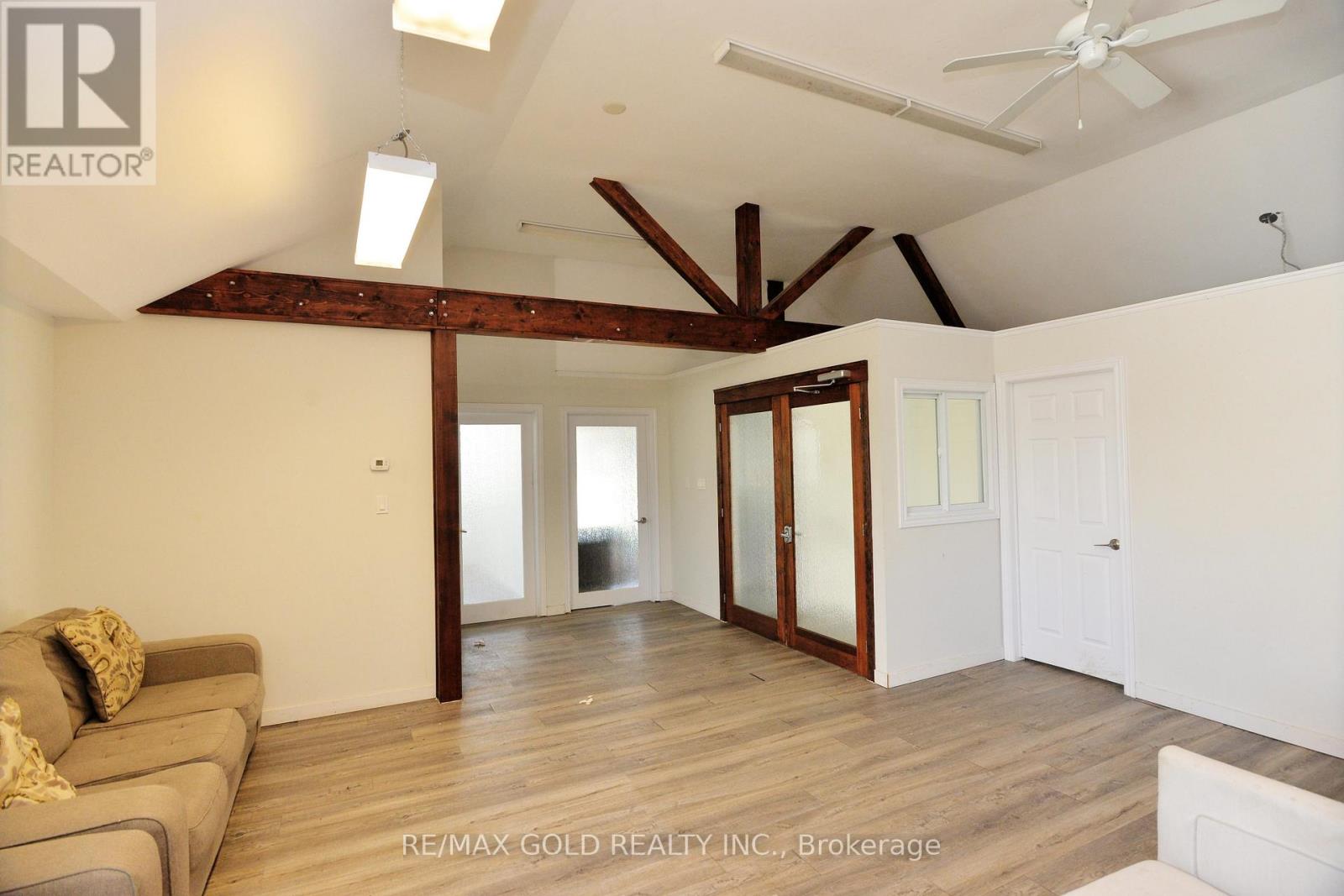 14940 Hurontario Street, Caledon, Ontario  L7C 2C2 - Photo 25 - W13448106