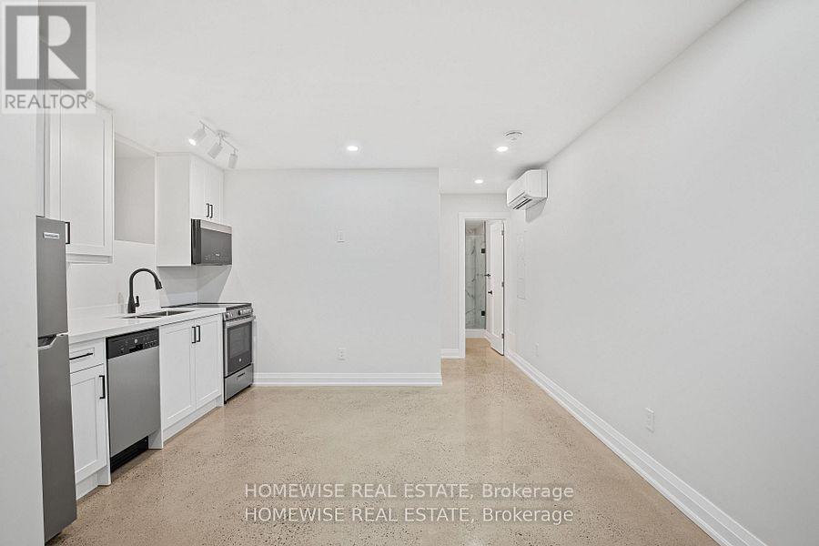 5 - 2563 Dundas Street W, Toronto, Ontario  M6P 1X6 - Photo 3 - W13448116