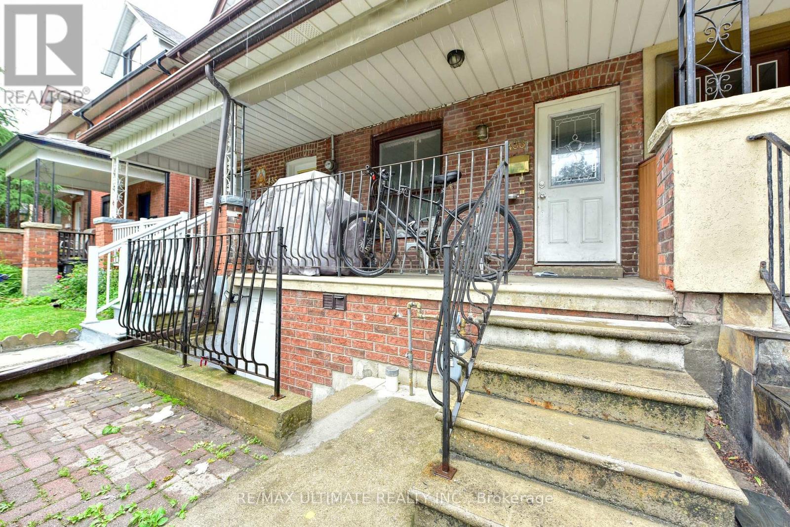 BASEMENT - 433 SYMINGTON AVENUE, Toronto, Ontario