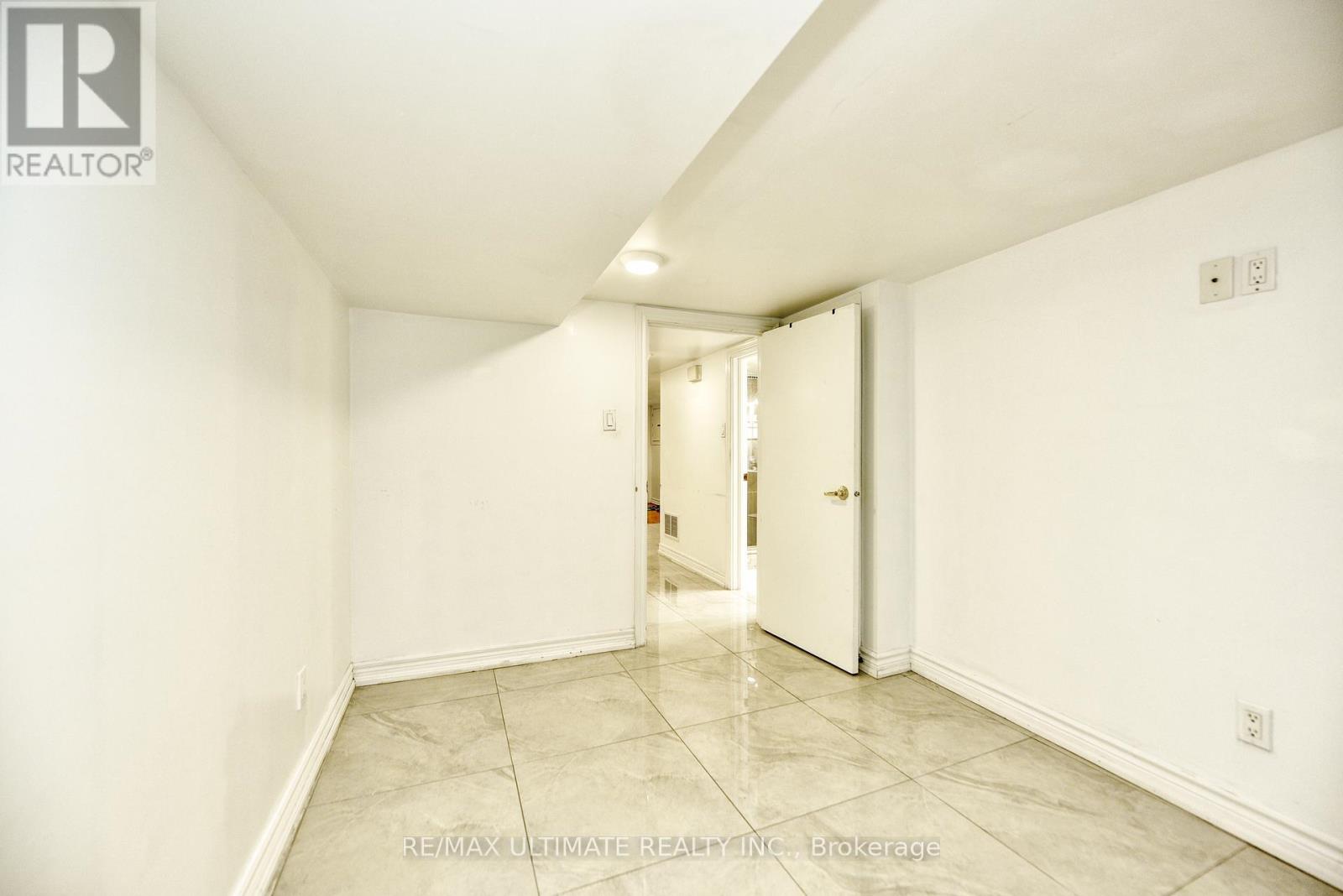 Basement - 433 Symington Avenue, Toronto, Ontario  M6N 2W4 - Photo 15 - W13448124