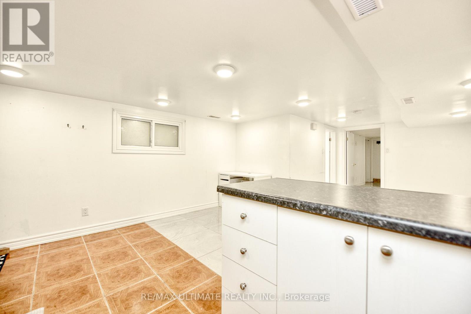 Basement - 433 Symington Avenue, Toronto, Ontario  M6N 2W4 - Photo 8 - W13448124