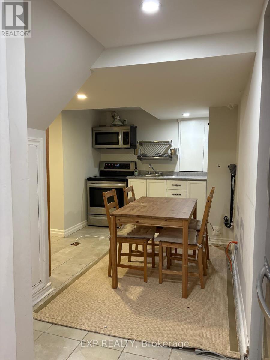1483 Princeton Crescent, Oakville, Ontario  L6H 4H3 - Photo 15 - W13448132