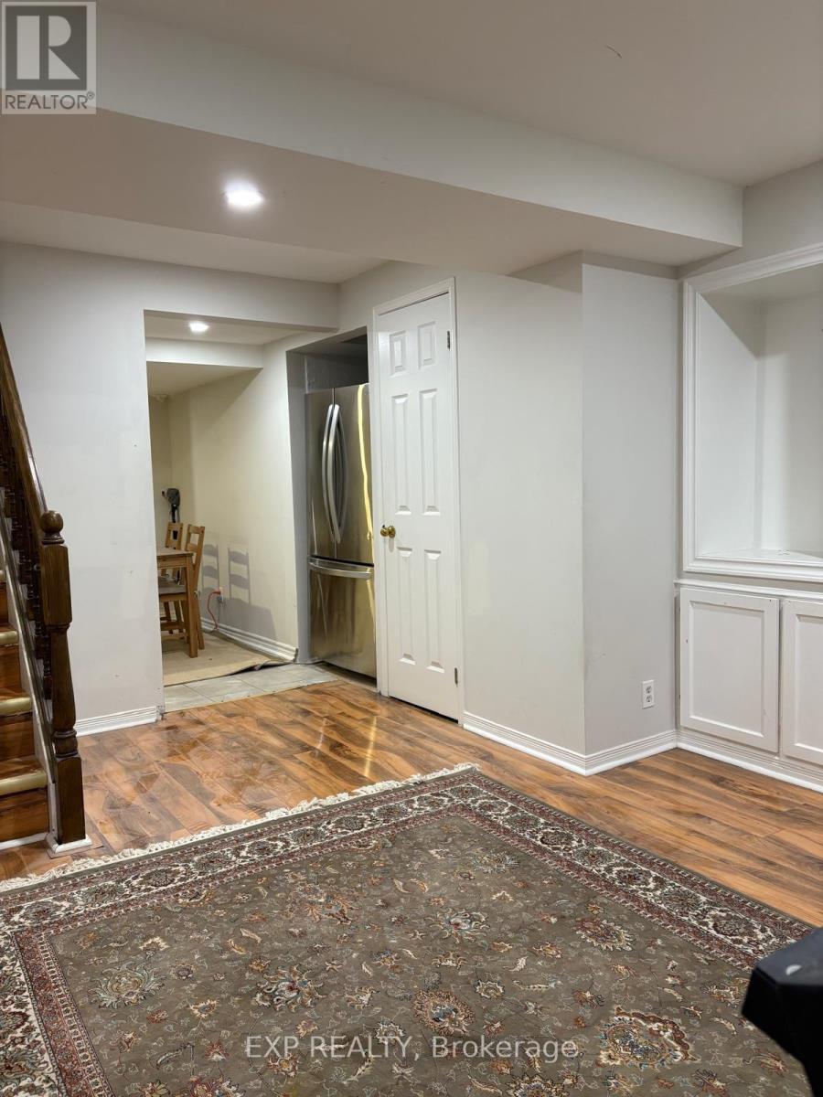 1483 Princeton Crescent, Oakville, Ontario  L6H 4H3 - Photo 7 - W13448132
