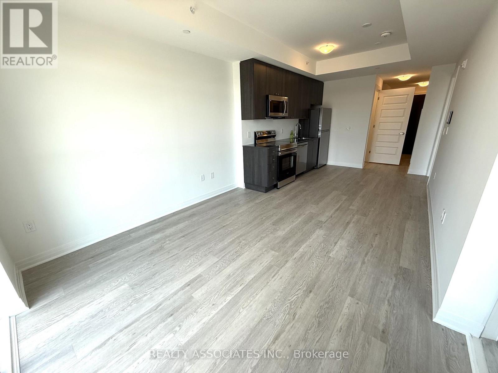 304 - 490 Gordon Krantz Avenue, Milton, Ontario  L9T 1Z5 - Photo 4 - W13448134