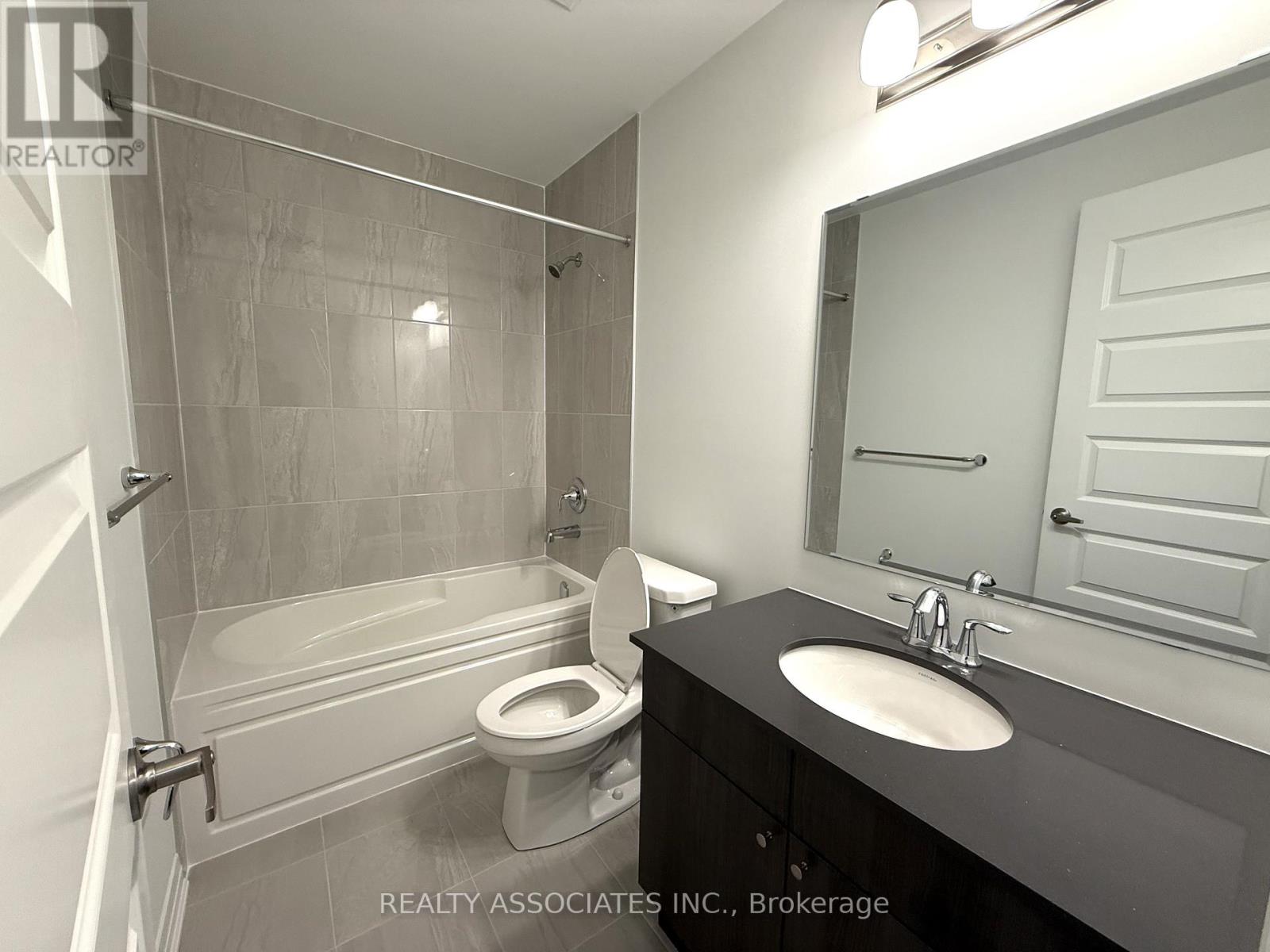 304 - 490 Gordon Krantz Avenue, Milton, Ontario  L9T 1Z5 - Photo 6 - W13448134