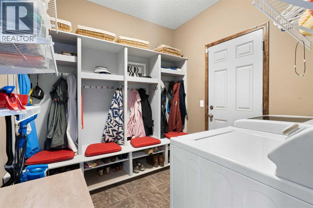 382 Tuscany Ravine Road Nw, Calgary, Alberta  T3L 3A9 - Photo 8 - A2318516