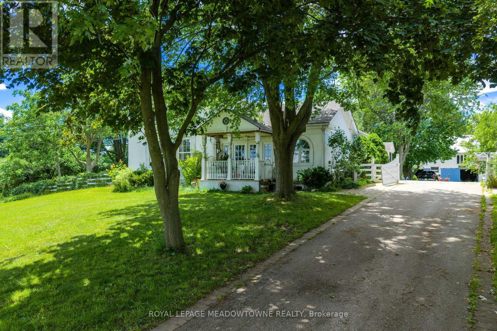 152 CONFEDERATION STREET, Halton Hills, Ontario