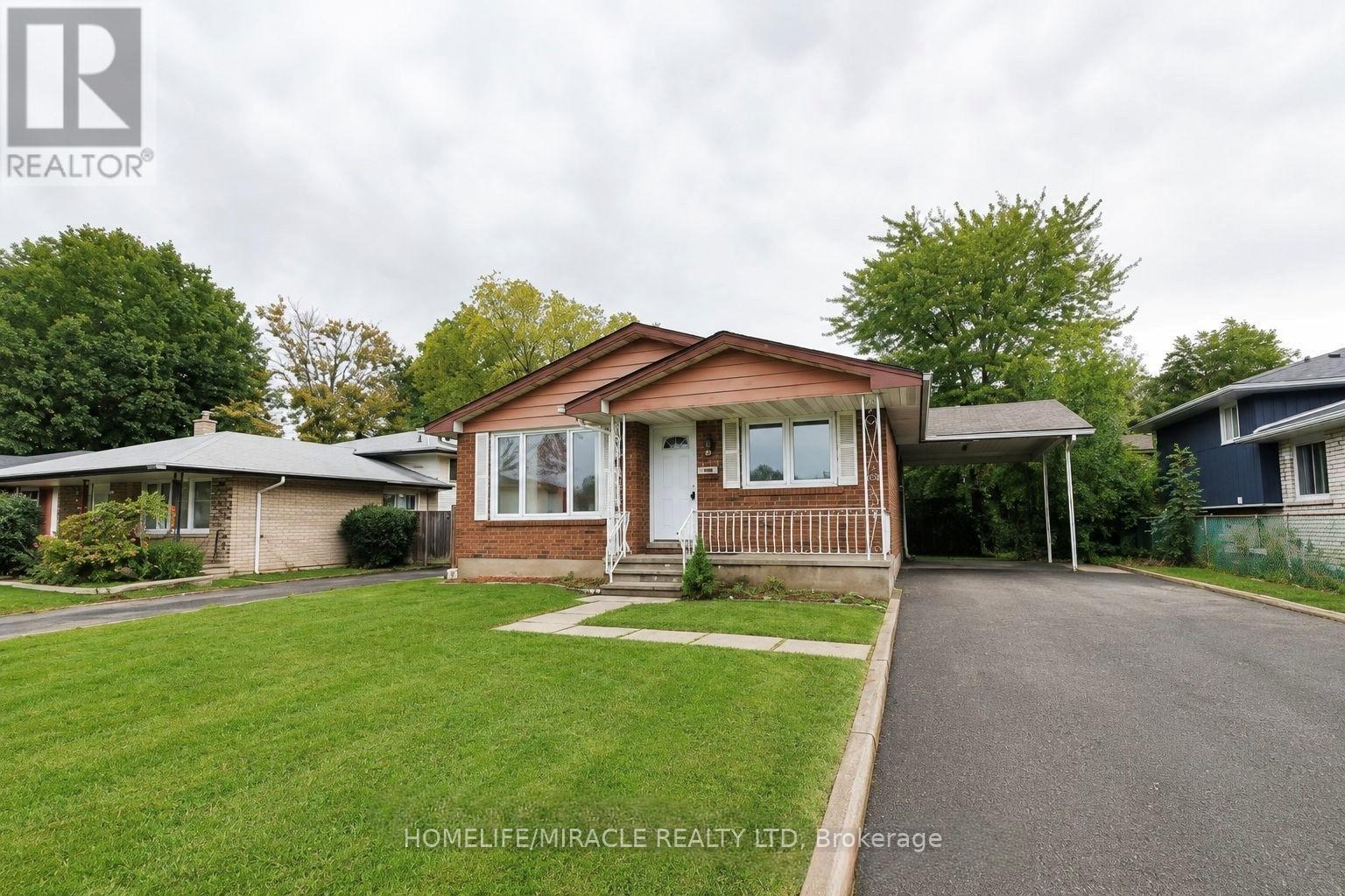 Bsmt - 10 Trelawn Parkway, Welland, Ontario  L3C 1W3 - Photo 1 - X13448114