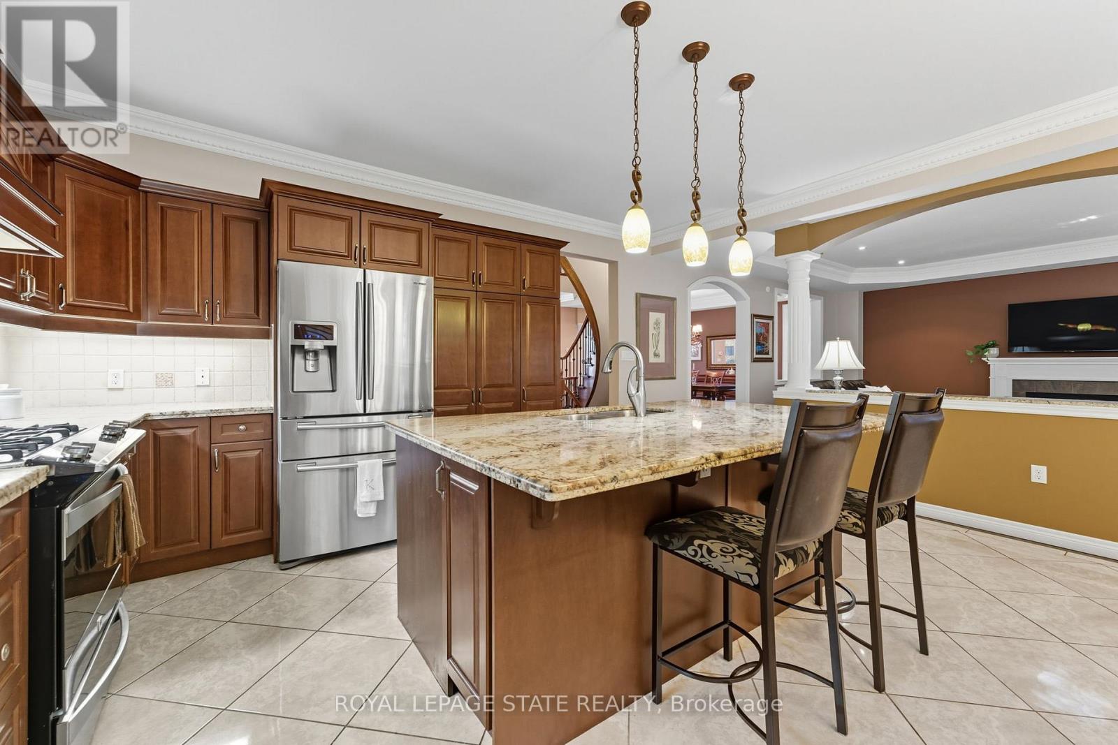 20 Lorupe Court, Hamilton, Ontario  L9G 0C8 - Photo 9 - X13448162