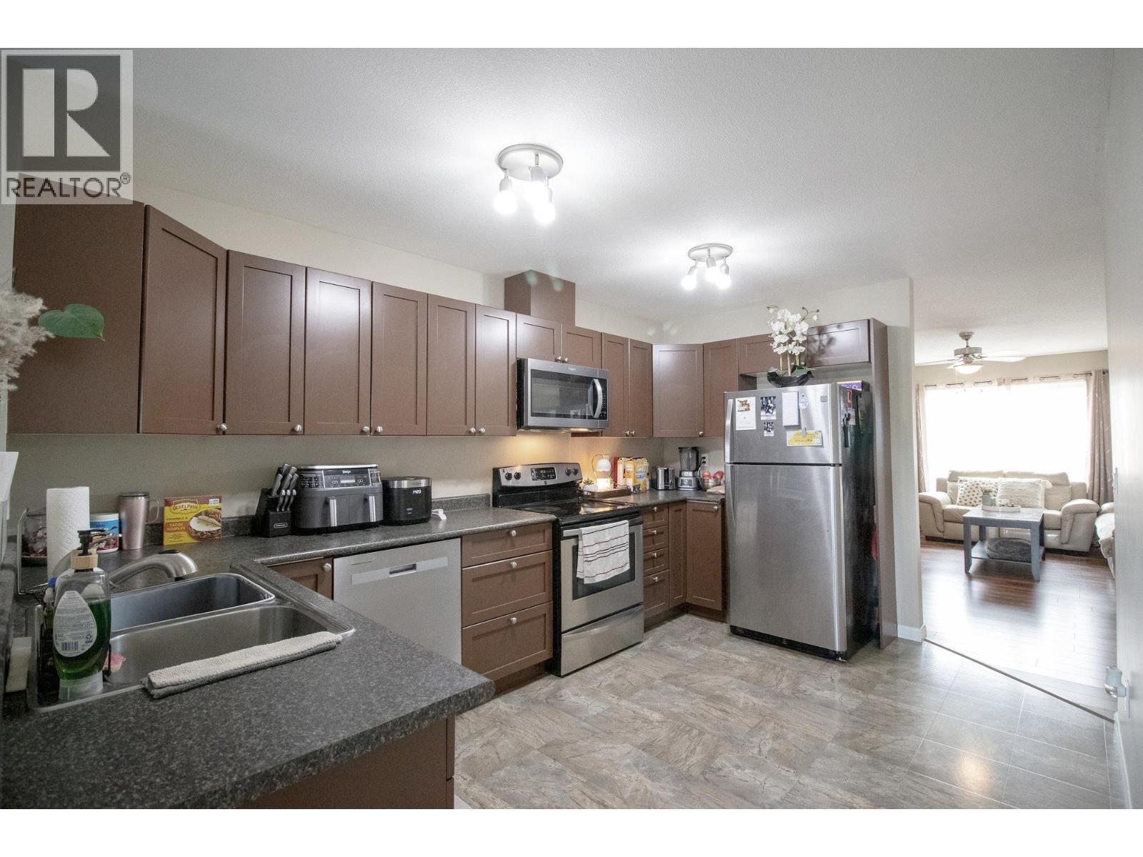 9218 102 Avenue, Fort St. John, British Columbia  V1J 0J9 - Photo 6 - R3134980