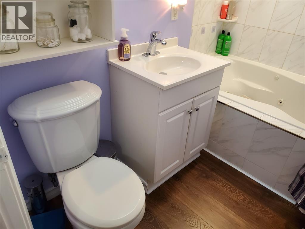 877 Carleton Place Unit# 1, Sarnia, Ontario  N7T 3V8 - Photo 7 - 26014024
