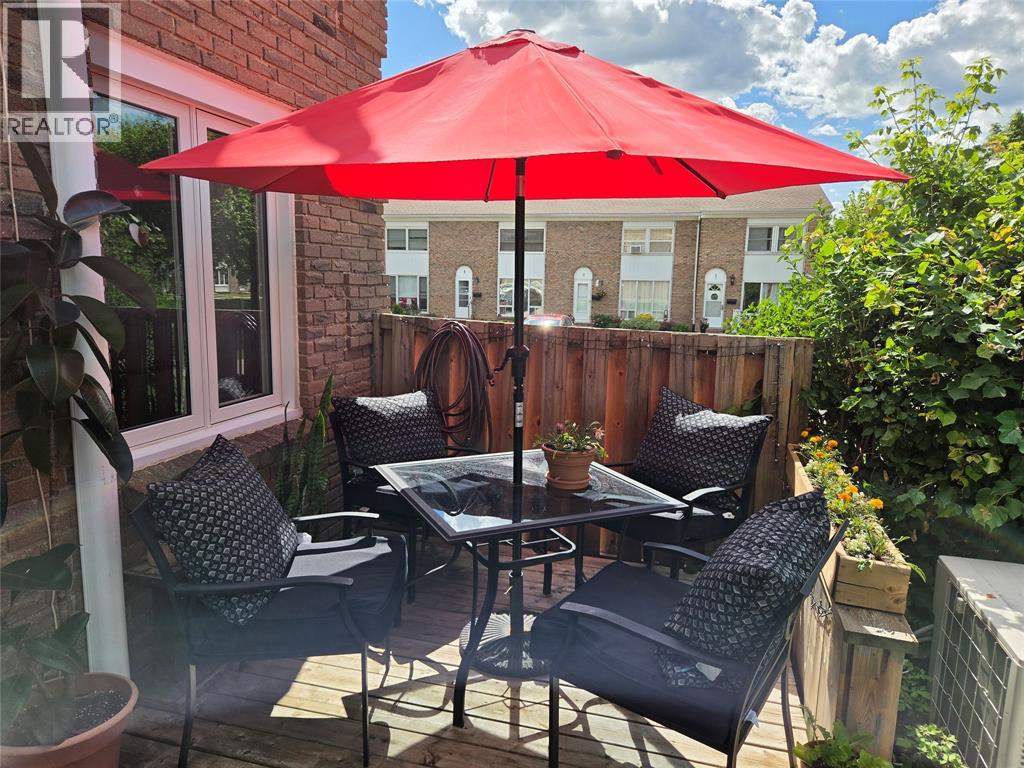 877 Carleton Place Unit# 1, Sarnia, Ontario  N7T 3V8 - Photo 17 - 26014024