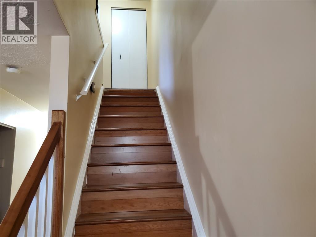 877 Carleton Place Unit# 1, Sarnia, Ontario  N7T 3V8 - Photo 18 - 26014116