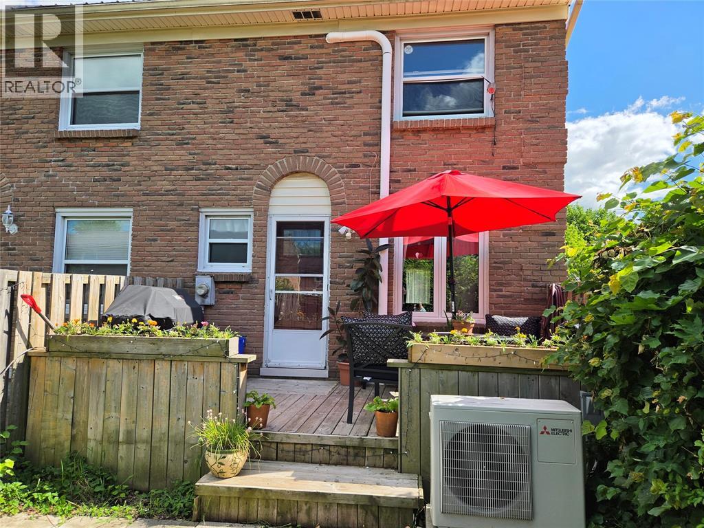 877 Carleton Place Unit# 1, Sarnia, Ontario  N7T 3V8 - Photo 23 - 26014116