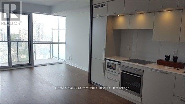 4205 - 15 Grenville Street, Toronto, Ontario  M4Y 1A1 - Photo 6 - C13448038