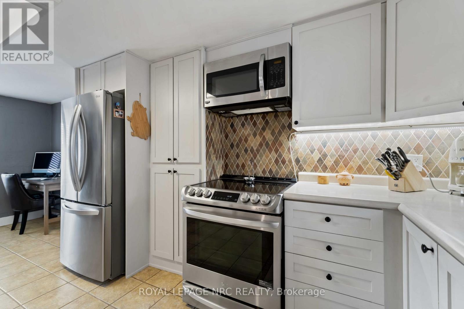 1359 Pelham Street S, Pelham, Ontario  L0S 1E0 - Photo 14 - X13448230