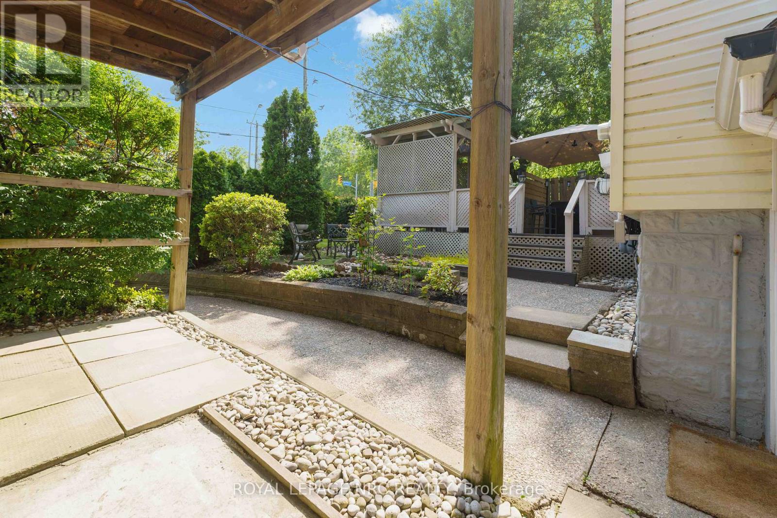 1359 Pelham Street S, Pelham, Ontario  L0S 1E0 - Photo 37 - X13448230